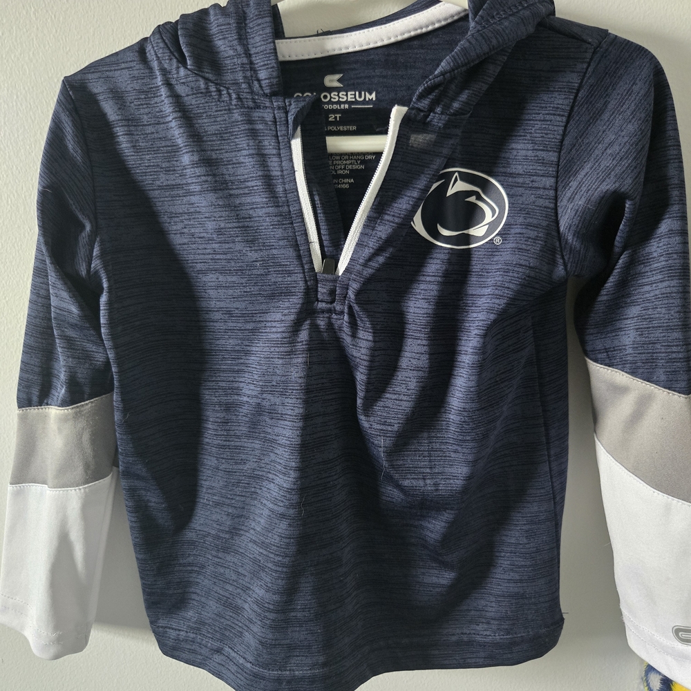 Colosseum Kids Navy and White Pullover Hoodie